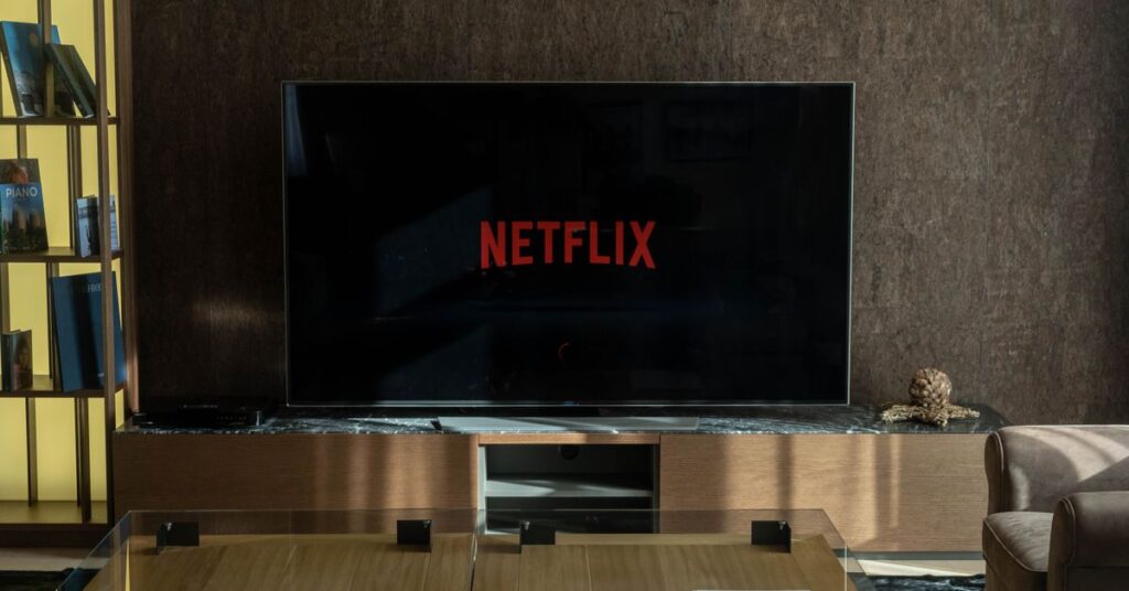 How to turn off autoplay Netflix: Netflix home screen on a living room TV